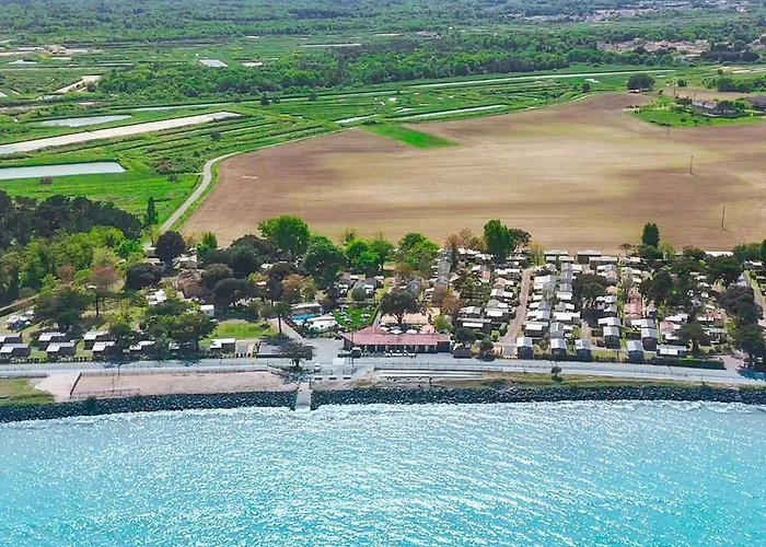 Camping Mobil 6 Pers à Dolus-d'oléron Avec Terrasse - Api-1-52-1538 Dolus d'Oléron